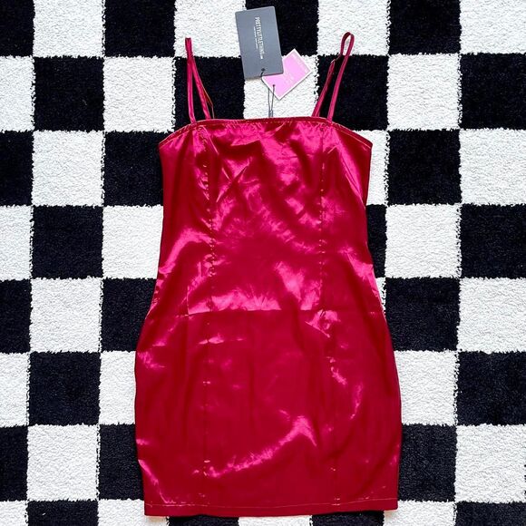 NWT Pretty Little Thing Red Satin Dress 2 - Picture 1 of 4